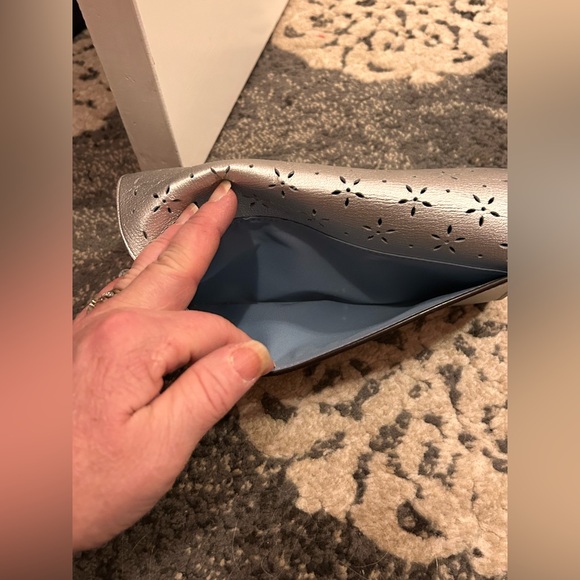 Coach New York - Picture 9 of 10